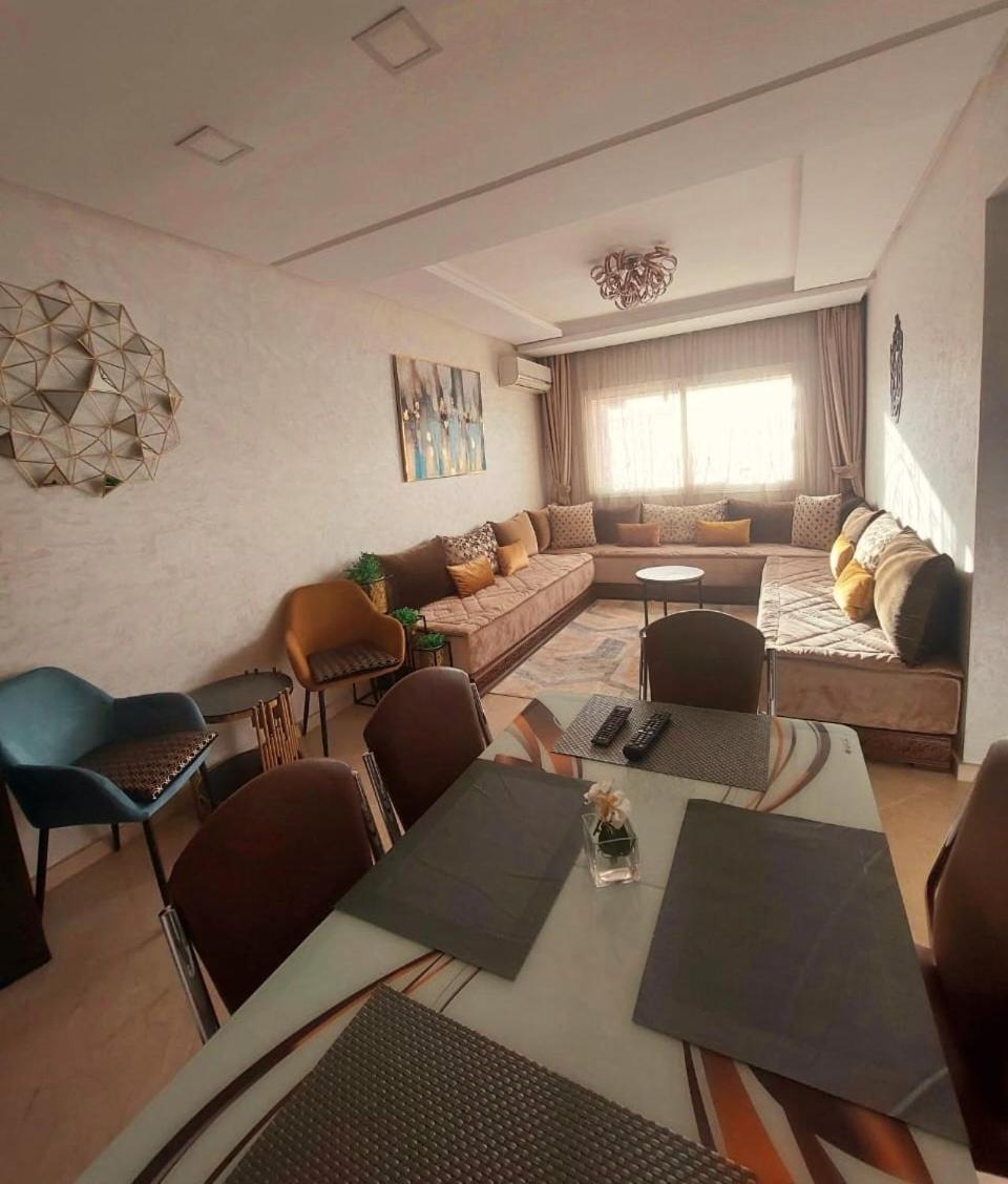 Appartement Pour Familles En Residence Avec Piscine Et Wifi Marrakesh Luaran gambar